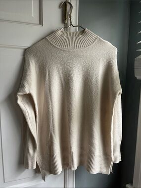 LOFT Cream Turtleneck Sweater